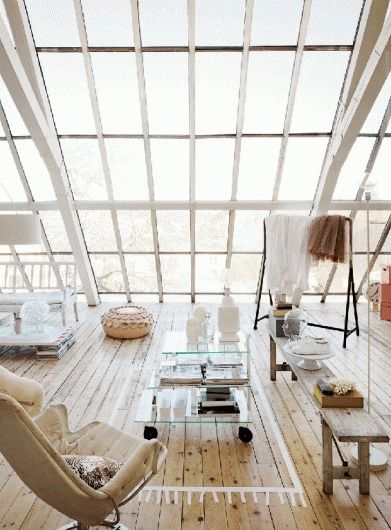 Loft open floor plan with lots of natural light in a bright .