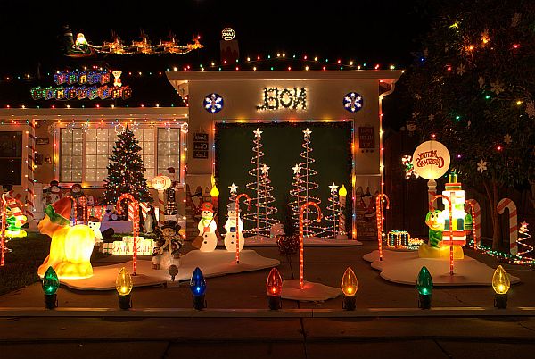 Outdoor Christmas Decorations 20