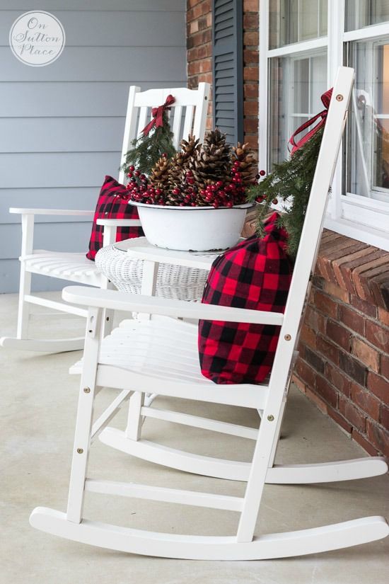 Festive & Frugal Christmas Porch Decor | Outdoor christmas .