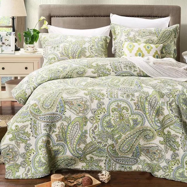 Green Color Luxury Boho Quilt Blanet Sheet,Size 230x250cm summer .