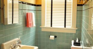 Cindy waits 28 years for her sunny retro bathroom remodel | Black .