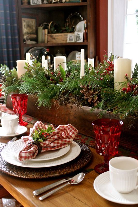 Rustic Christmas Table Settings