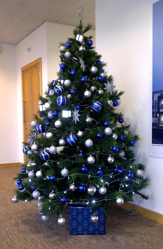 34 Blue Christmas Tree Decorations Ideas | Blue christmas tree .