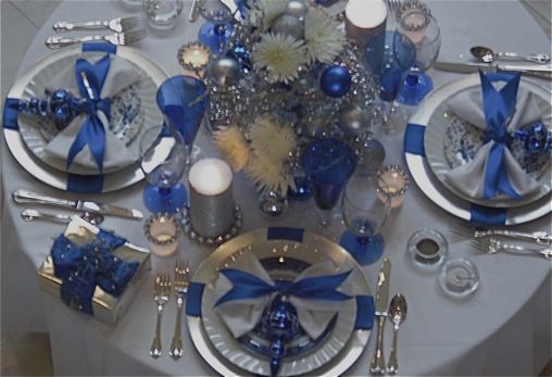 Pin on Christmas: Blue Color Sche