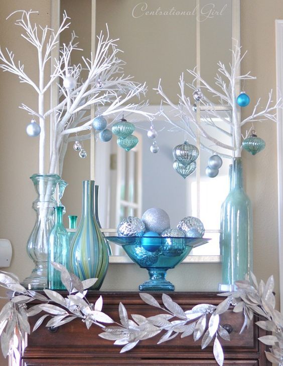 Top Blue And White / Blue And Silver Christmas Decorations .