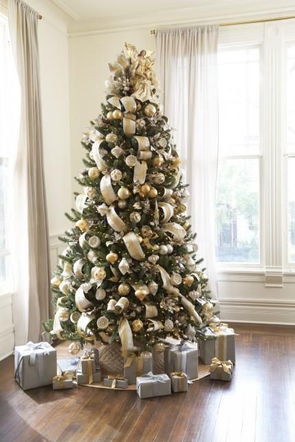 Decorating with Balsam Hill's Silver and Gold Theme | Gold .