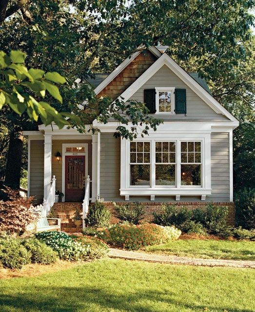 adorable small house. OBSESSED with small houses. | House exterior .