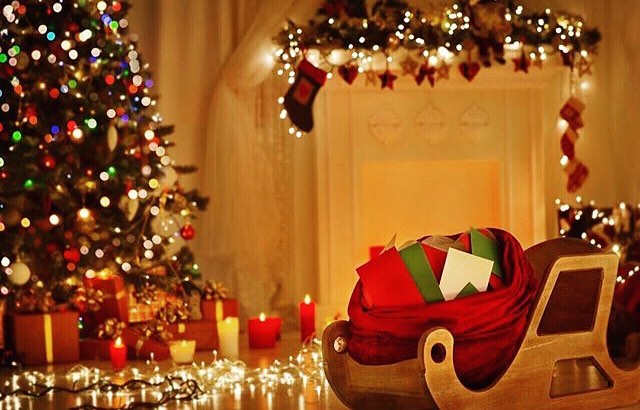 45 Space Saving Christmas Decoration Ideas for Small Spac