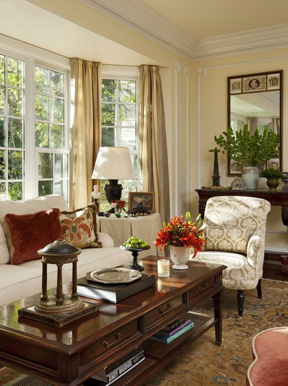 22+ Elegant, Traditional Living Rooms | Comfy living room decor .