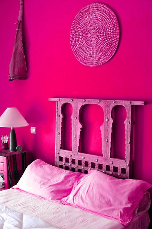 Hot pink is vibrant and happy. Perfect color for a bedroom. #home .
