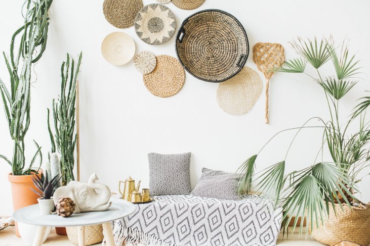 6 Wall Decor Ideas To Upgrade Your Apartment - PPM Apartmen