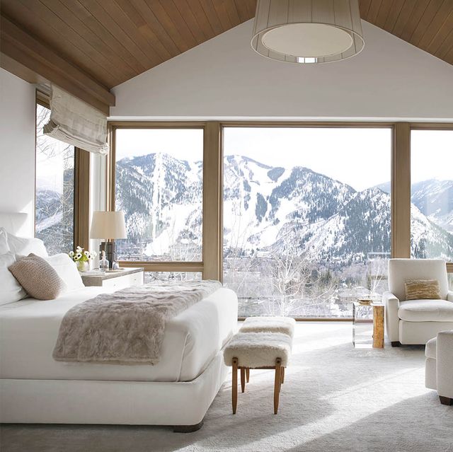 18 White Bedroom Ideas - Luxury White Bedroom Designs and Dec