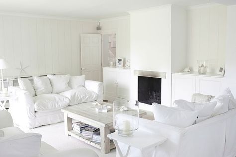 How to do a white living room | Small living rooms, Small living .
