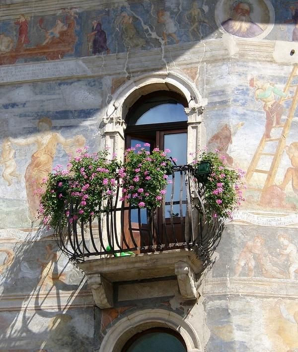 Small balcony decor - the most romantic Juliet balcony design .