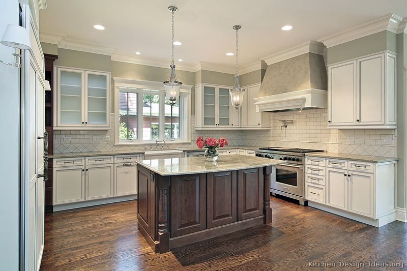 Pictures of Kitchens - Traditional - Two-Tone Kitchen Cabinets .