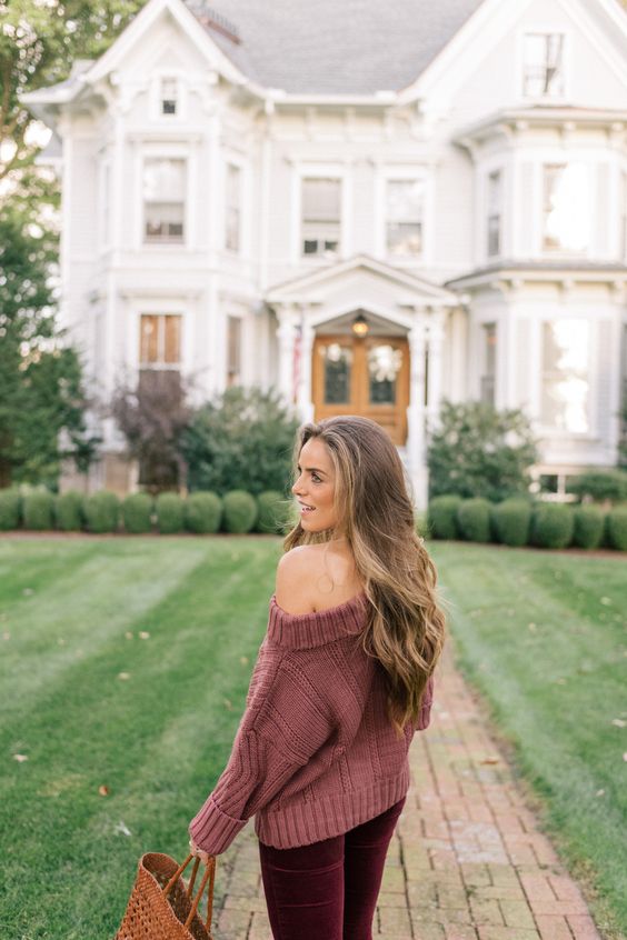 Autumn colored sweater with open shoulder