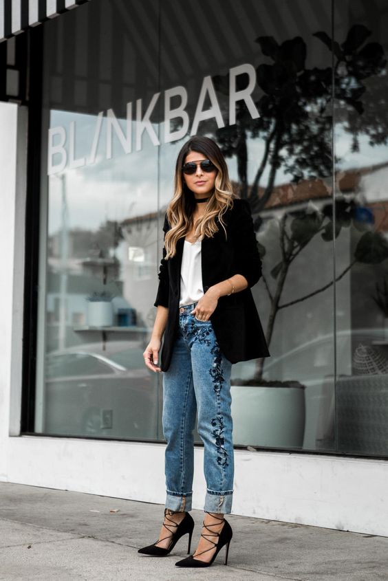 embroidered jeans with black lace-up shoes