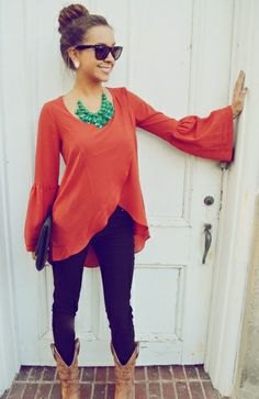 Bell sleeve Carol shirt with statement chain