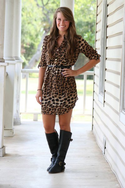 Shirt dress with leopard print and half sleeves