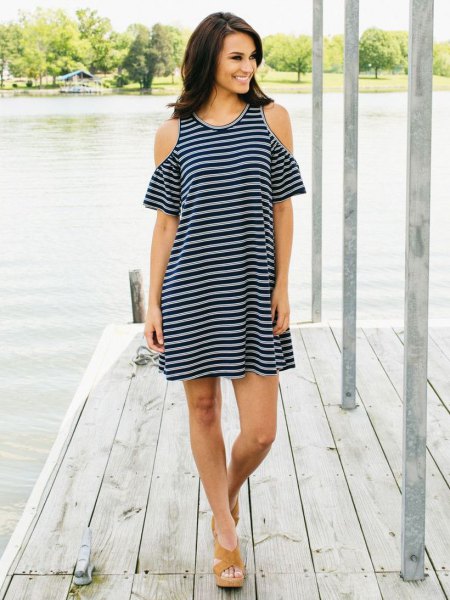 black and gray t-shirt dress with open shoulder and sandals