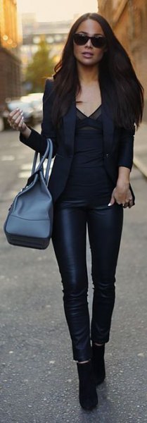 black blazer with blouse with V-neck and leather gaiters