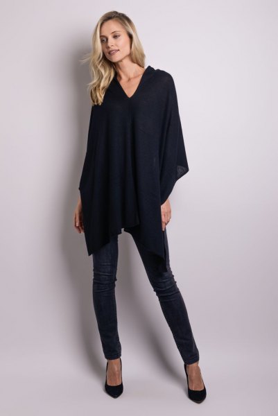 black skinny poncho jeans made of cashmere