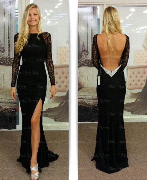 Backless dress made of black maxi lace