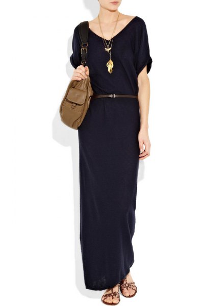 black short-sleeved shift dress made of cotton with maxi belt
