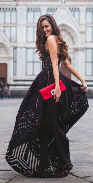 black sleeveless, floor-length dress with flap and flare