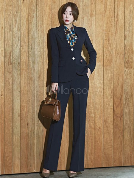 black slim fit blazer with matching wide-leg trousers and printed shirt