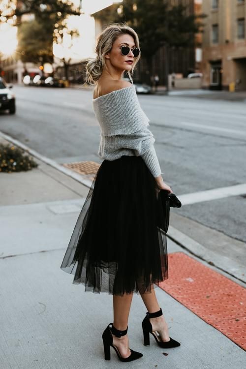 Black Tulle Skirt Outfit Ideas – kadininmodasi.org in 2020 | Tulle .