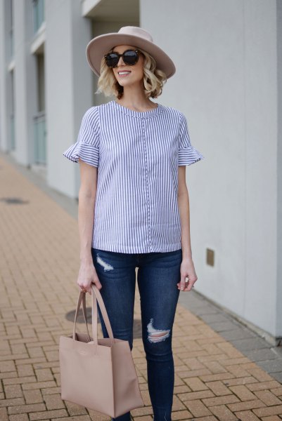 blue and white striped flutter sleeve blouse drainpipe jeans