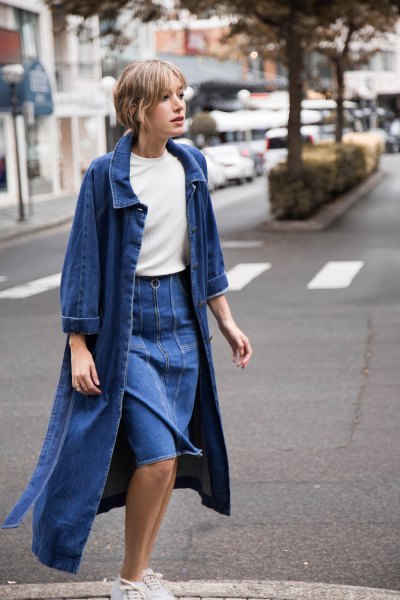 blue maxi blazer with a knee-length denim skirt