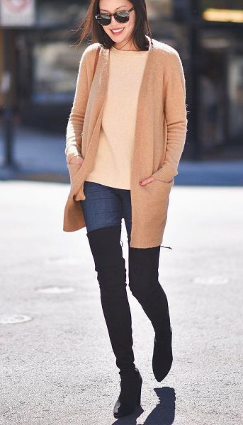 Rouge pink wool coat with ivory sweater and overknee boots