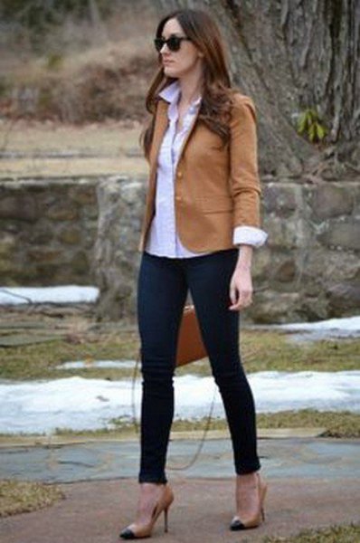 brown blazer with black jeans and blushing pink high heels