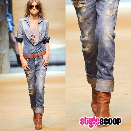 Chambray slim fit shirt with cut boyfriend cuffed jeans with belt