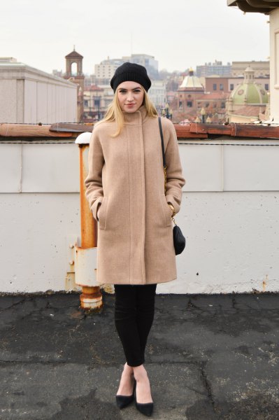 Crepe cocoon coat with black leggings and ballerinas