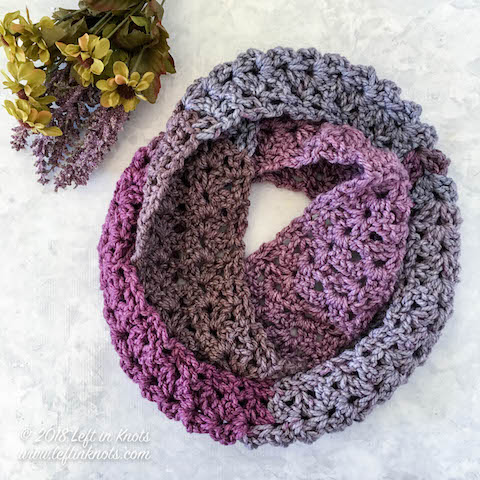 Crochet Frosted Berry Infinity Scarf - A Free One Skein Pattern .