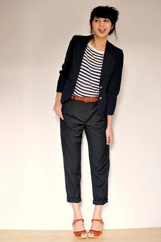 Chinos with cuffs and a striped T-shirt and black blazer