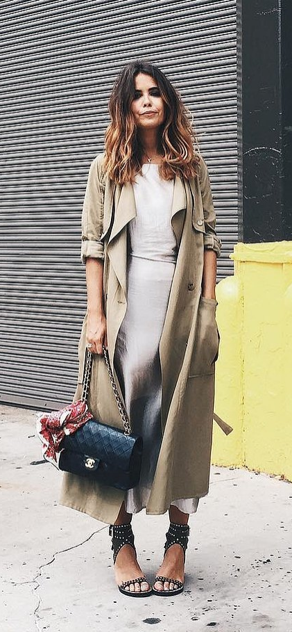 40 Thanksgiving Dinner Outfit Ideas That Are Cozy and Stylish .