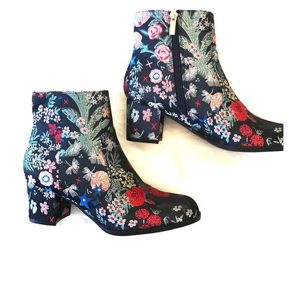 Unisa Shoes | Ungale Floral Embroidered Booties | Poshma