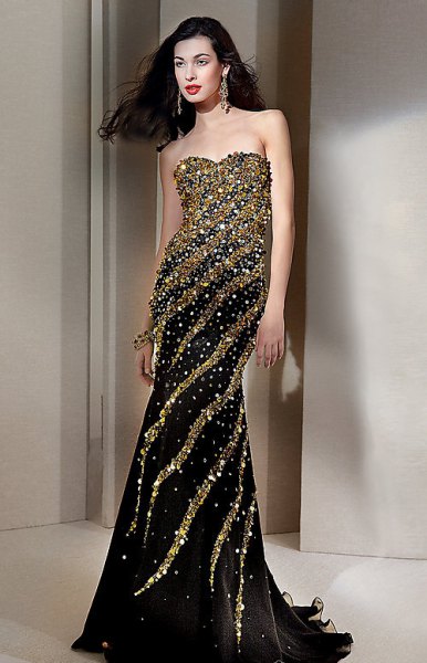 gold and black strapless mermaid dress
