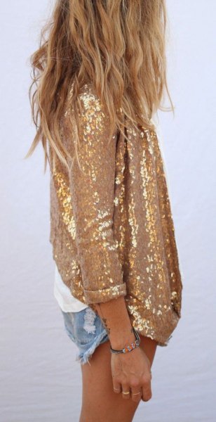 Oversized shirt in gold sequins with mini denim shorts