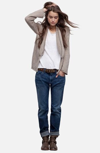 gray cardigan with white t-shirt and dark blue loose fit jeans