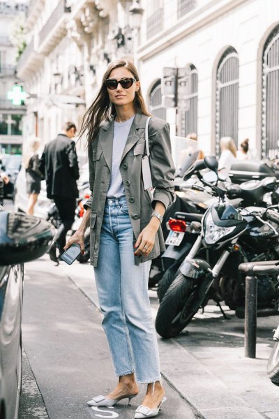gray longline blazer with light blue vintage mom jeans