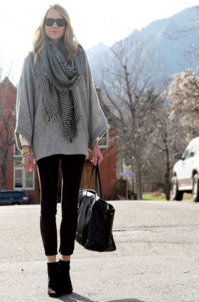 gray sweater with checked scarf and short leggings
