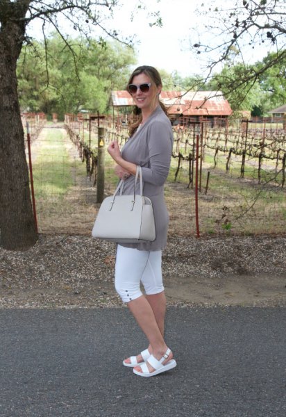 gray tunic long-sleeved t-shirt with white sandals