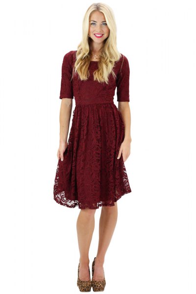half sleeve fit and flared knee-length lace dress