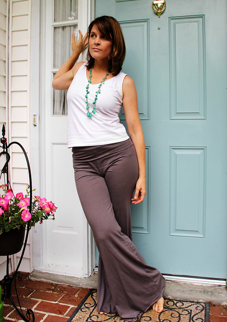 Knit Bell Bottom Yoga Pants for ME {Tutorial}... - The Sewing Rabb
