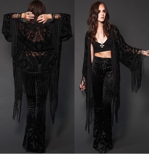 Bell bottoms, black shawl. Hippie goth. goth. | Strega fashion .
